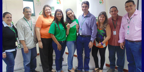 AVAA recibe donación de Fundación Plaza’s Alimentando Conciencia