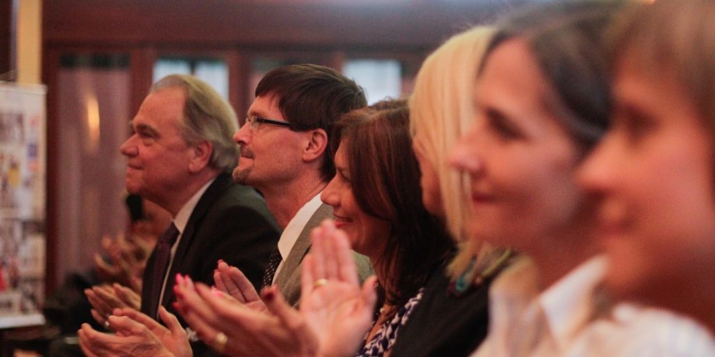 La Asamblea General Anual AVAA 2014 mostró el lado humano de sus becarios