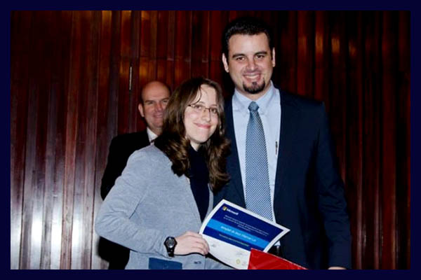 Becaria Annybell Villarroel ganó el 1º lugar del concurso “Promoviendo Líderes Socialmente Responsables” de Venamcham