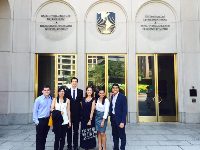 Becarios AVAA ganan concurso de pasantías en el Banco Interamericano de Desarrollo