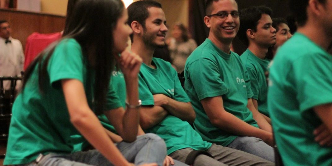 Ahora puedes hacer donaciones para AVAA a través de la Fundación Amazon Smile