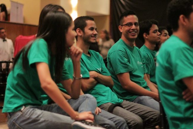 Ahora puedes hacer donaciones para AVAA a través de la Fundación Amazon Smile