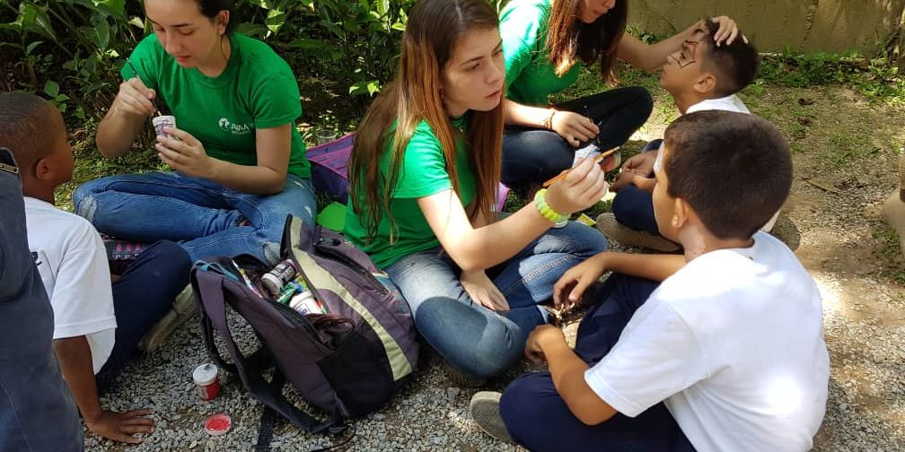 Alégrame la Vida, Organización Católica San Ignacio