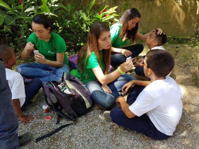 Alégrame la Vida, Organización Católica San Ignacio