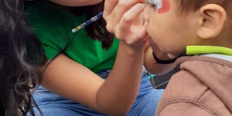 Alégrando la vida de los niños de San Antonio