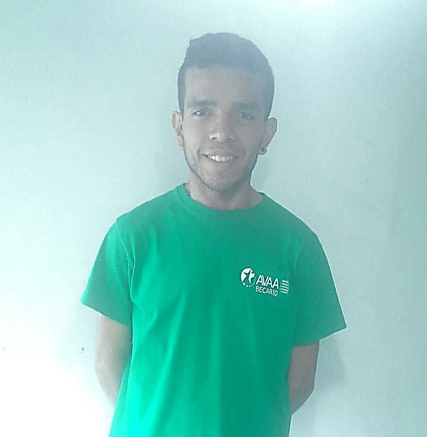 Nuestro becario Steven Bryson obtuvo una beca de intercambio para Indonesia